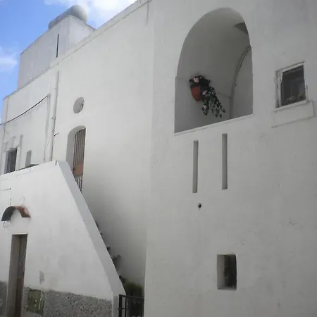 Antico Rifugio Bed & Breakfast 3*