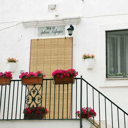 Bed & Breakfast Antico Rifugio 3*